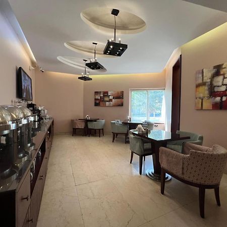 Asherij Hotel Doha Exterior photo