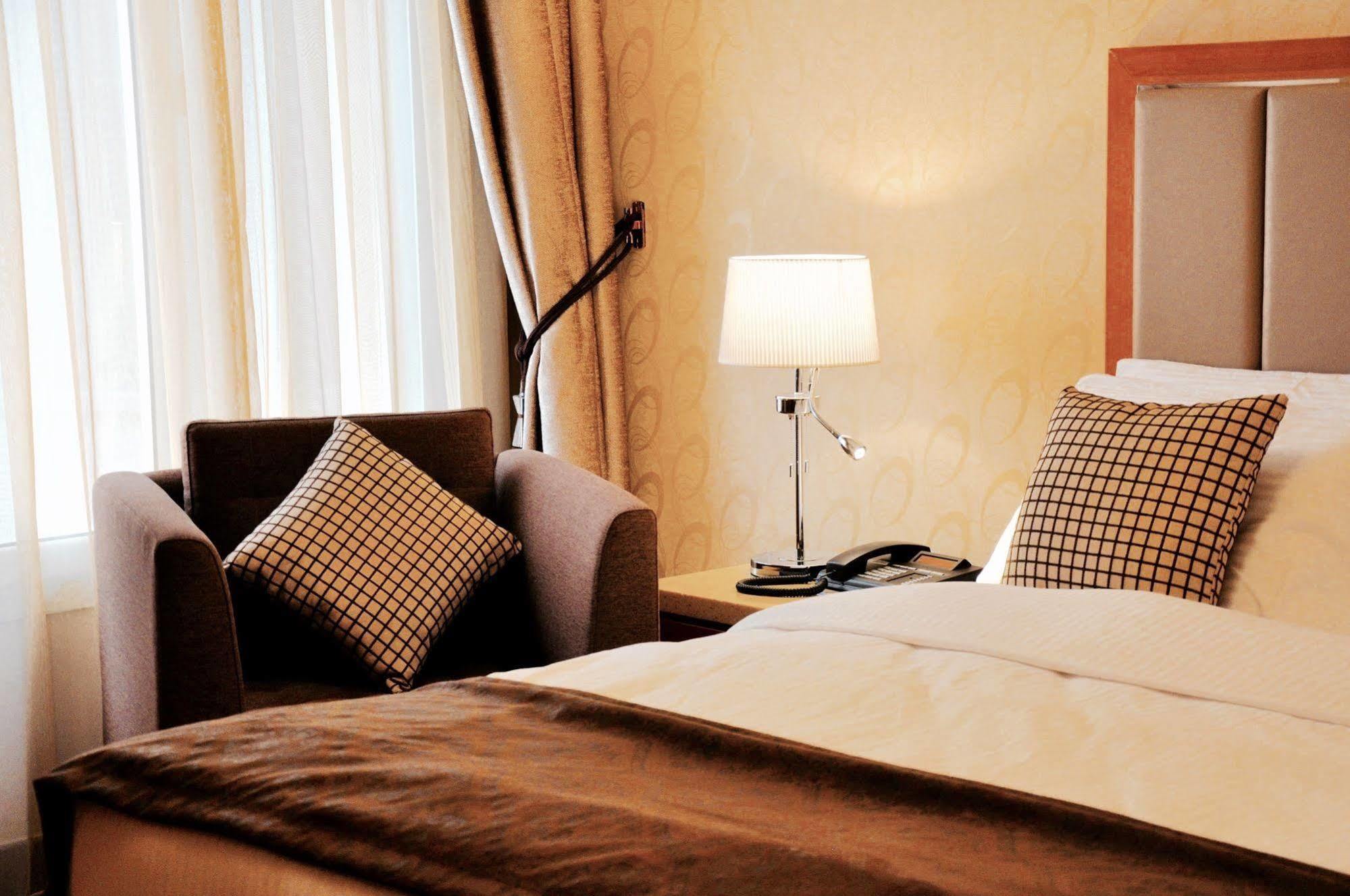 Asherij Hotel Doha Exterior photo