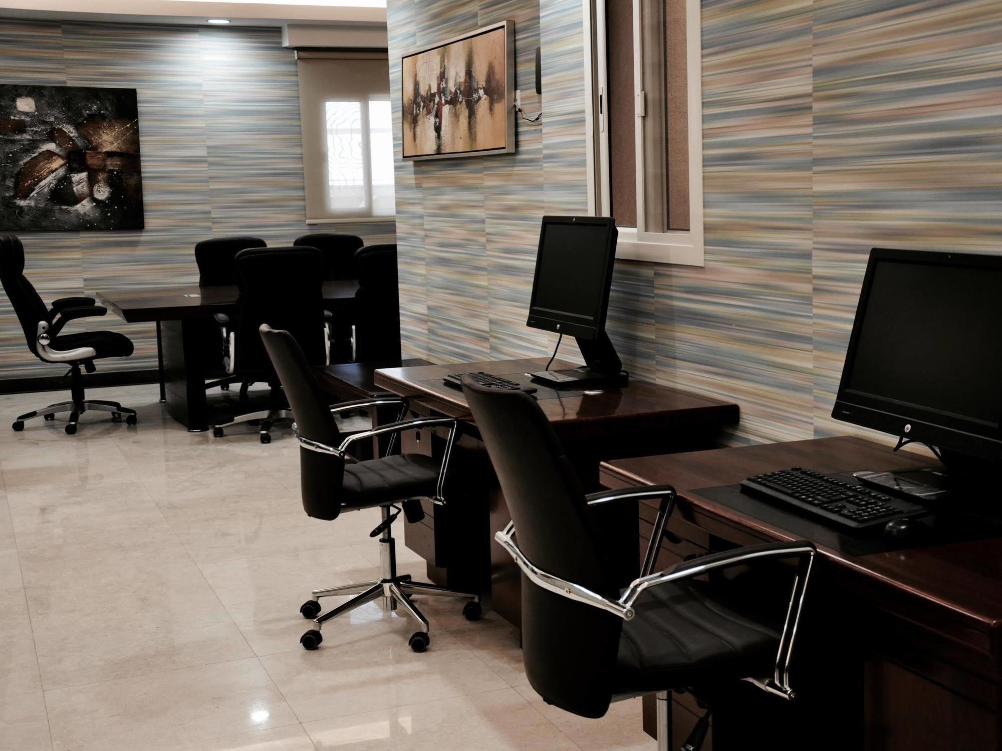 Asherij Hotel Doha Exterior photo