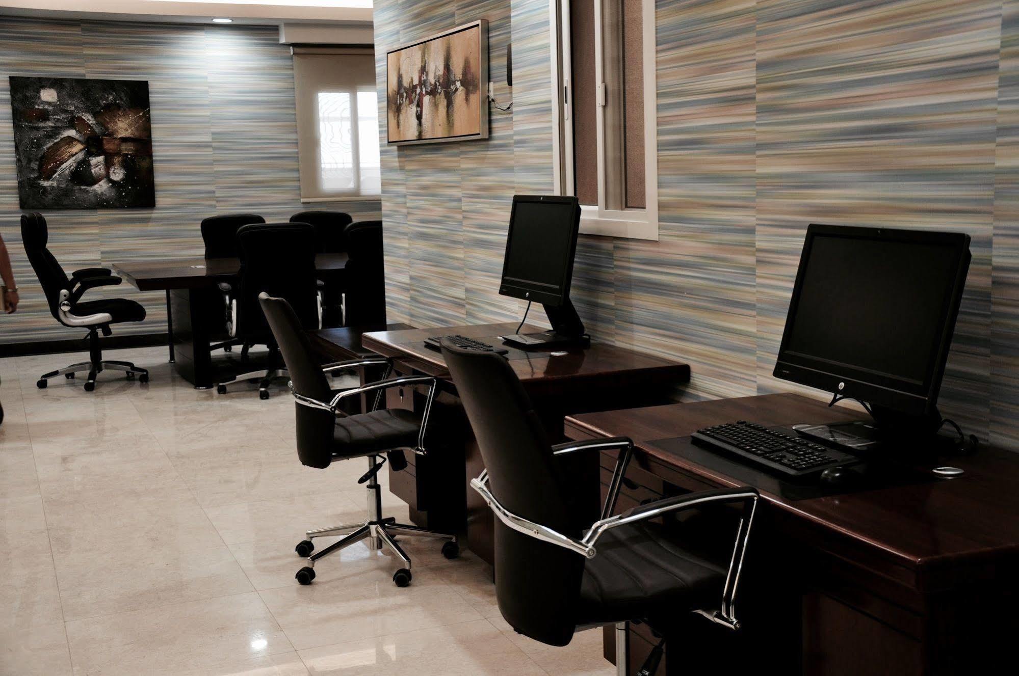 Asherij Hotel Doha Exterior photo