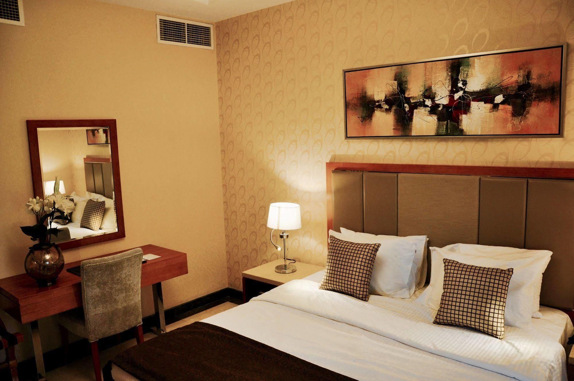 Asherij Hotel Doha Exterior photo